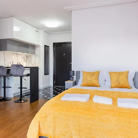 Marvipol Studio With The View Apartman *